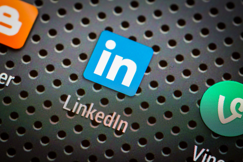How to Use LinkedIn to Target 2 Types of Jobs Simultaneously
